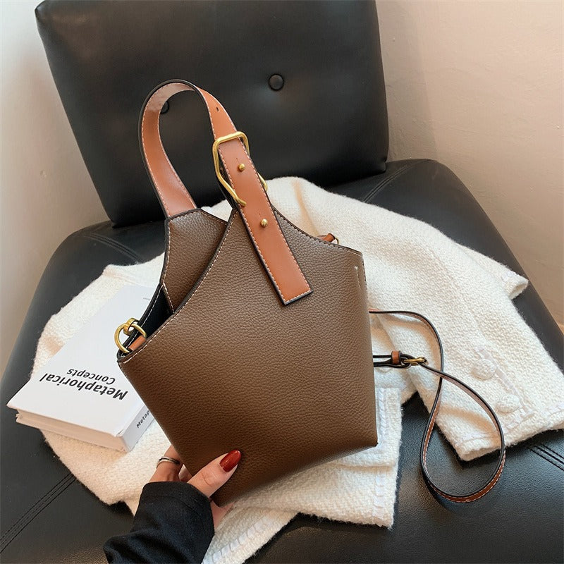 Retro Women's Fashion Casual Bag Portable Water Bucket Bag.